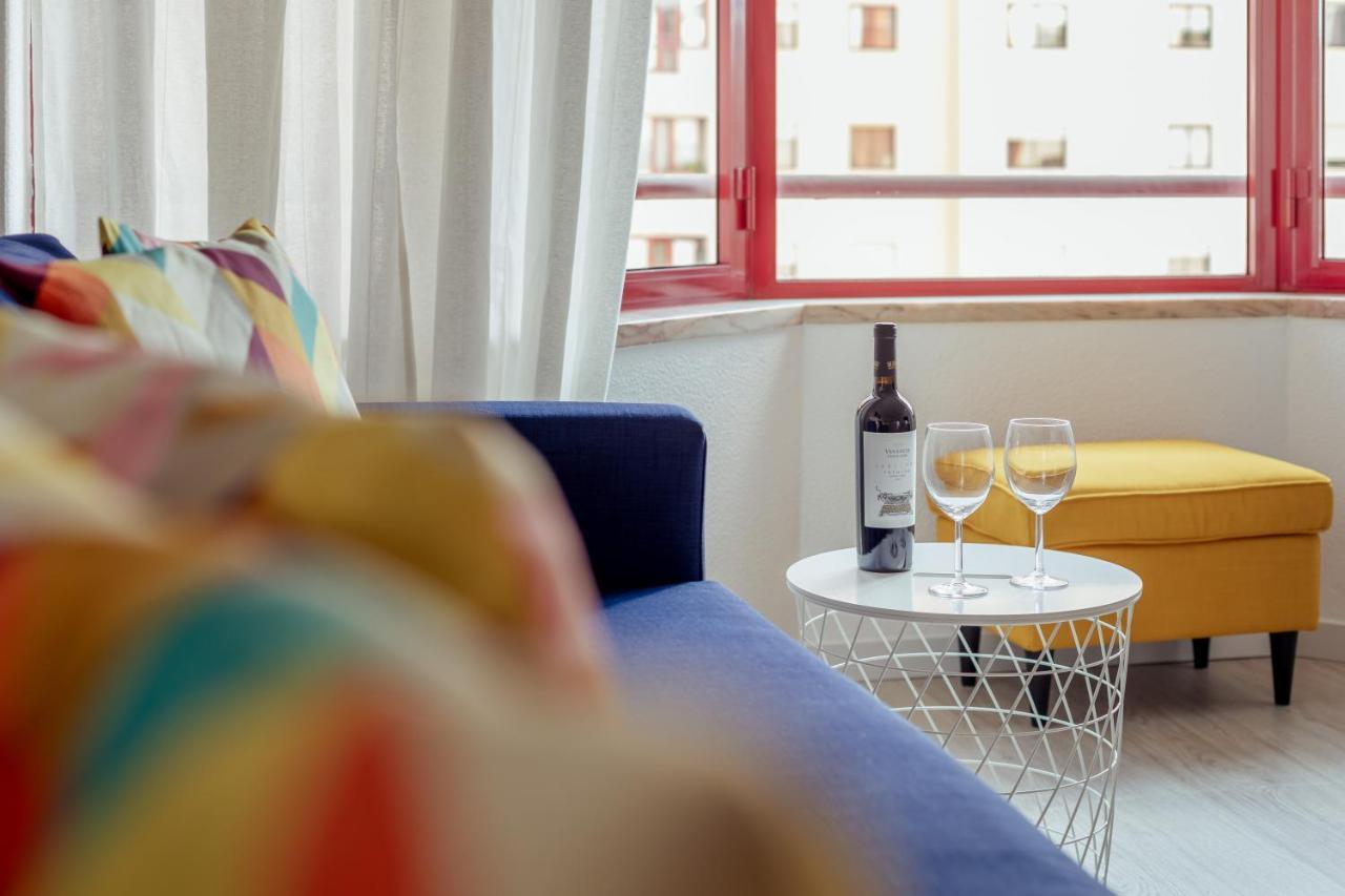 Elegant 3 Bedroom Apt - City Centre - Garage - Metro Lisboa Exterior foto