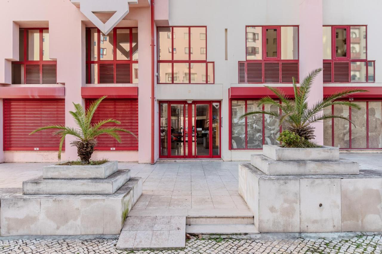 Elegant 3 Bedroom Apt - City Centre - Garage - Metro Lisboa Exterior foto